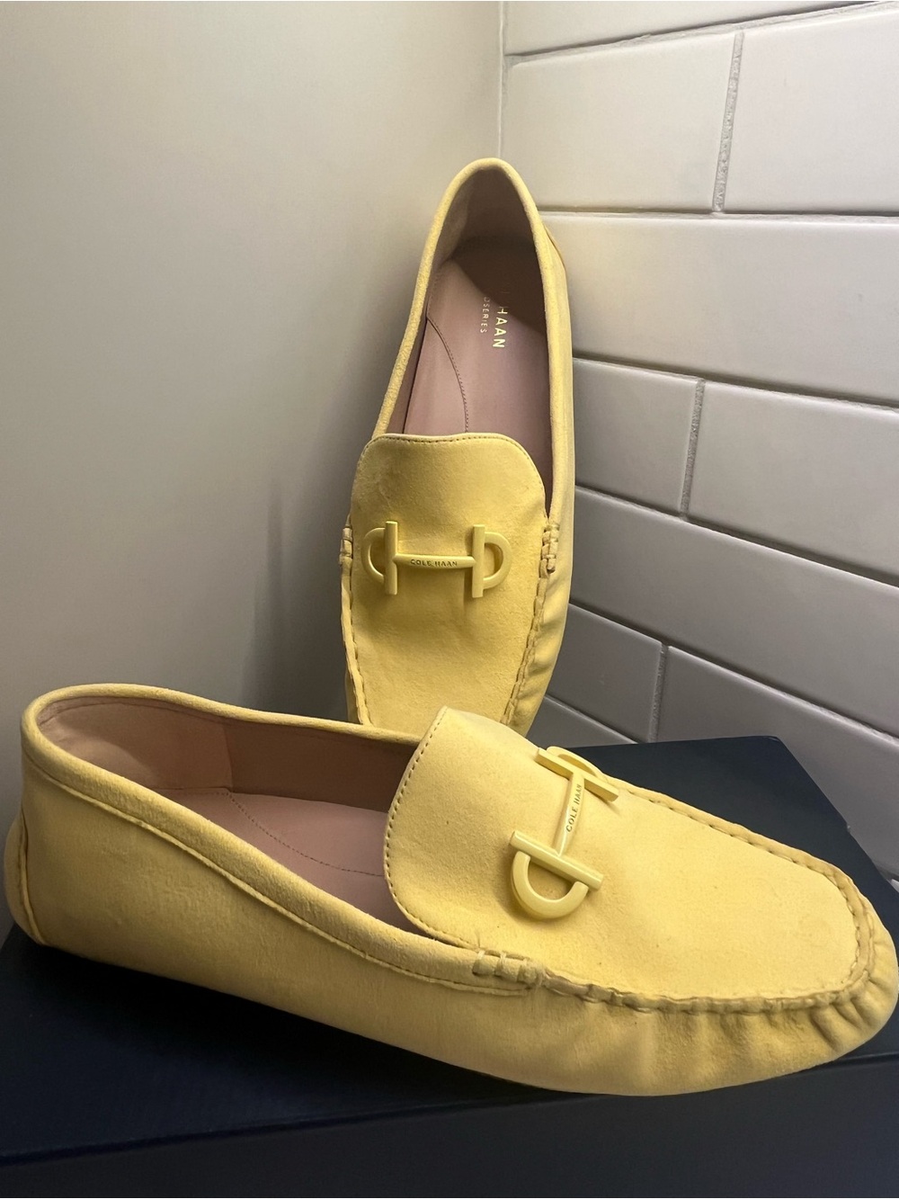 Cole Haan Tully Driver Sunshine Yellow Suede Loafers Women’s 8.5 NIB